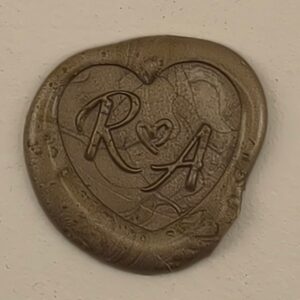 Sello de lacre corazón con iniciales